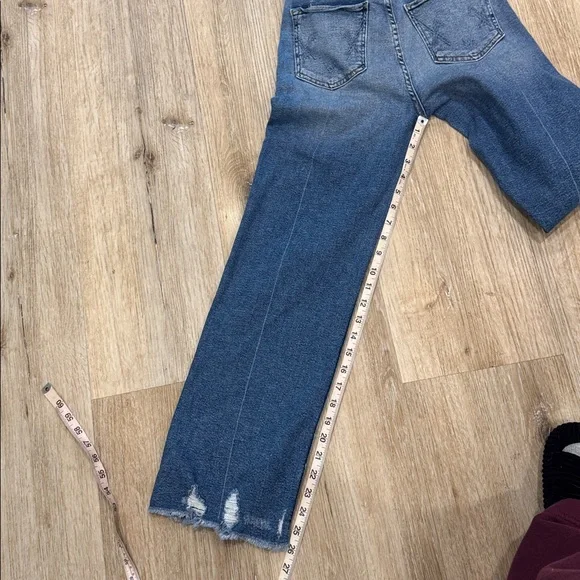 McGuire Women's Light Blue Distressed Jeans - Picture 7 of 8